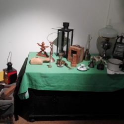 Gaismekļi un sveču darināšana Piejūras brīvdabas muzejā 