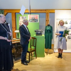 VHRS_-025_1225-30_WEB