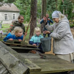 VHRS_-002_0925-16_WEB