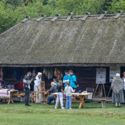 VHRS_-002_0925-26_WEB