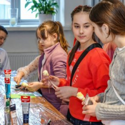 VHRS_-015_0226-27_WEB