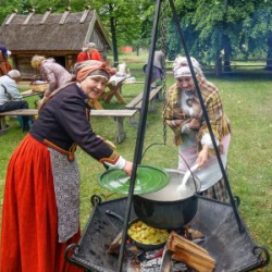 VHRS_-022_0725-83_WEB