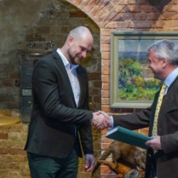 VHRS_021_0426-31_WEB