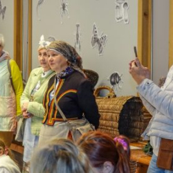 VHRS_-012_1025-47_WEB