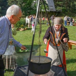 VHRS_-012_1025-7_WEB