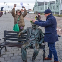 VHRS_-016_1225-19_WEB