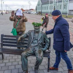 VHRS_-016_1225-20_WEB