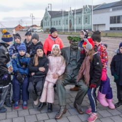 VHRS_-016_1225-27_WEB