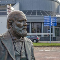 VHRS_-016_1225-35_WEB