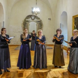 VHRS_-020_0825_KOPG-173_WEB