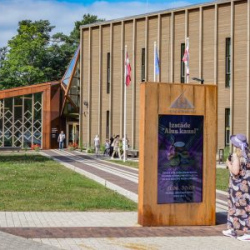 VHRS_-008_0825-42_WEB