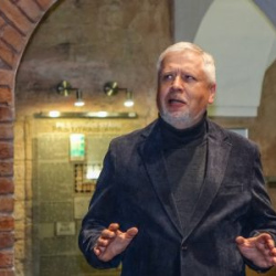 VHRS_-017_1225-16_WEB