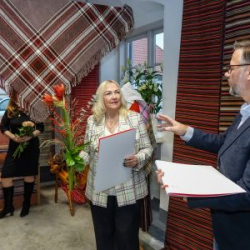 VHRS_-020_1225-17_WEB