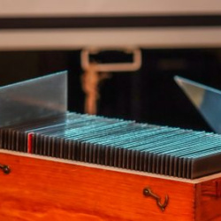 VHRS_-001_0526-20_WEB