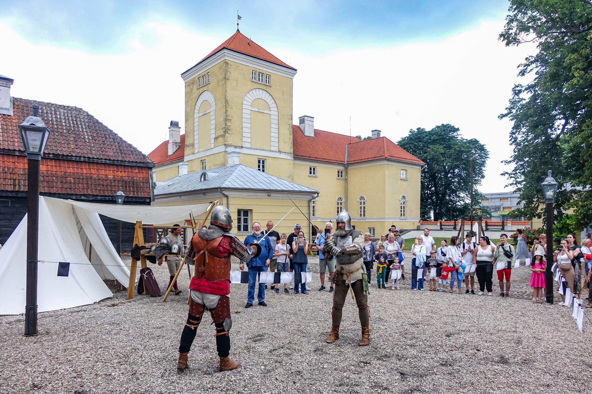 Pilsētas svētki Livonijas ordeņa pilī