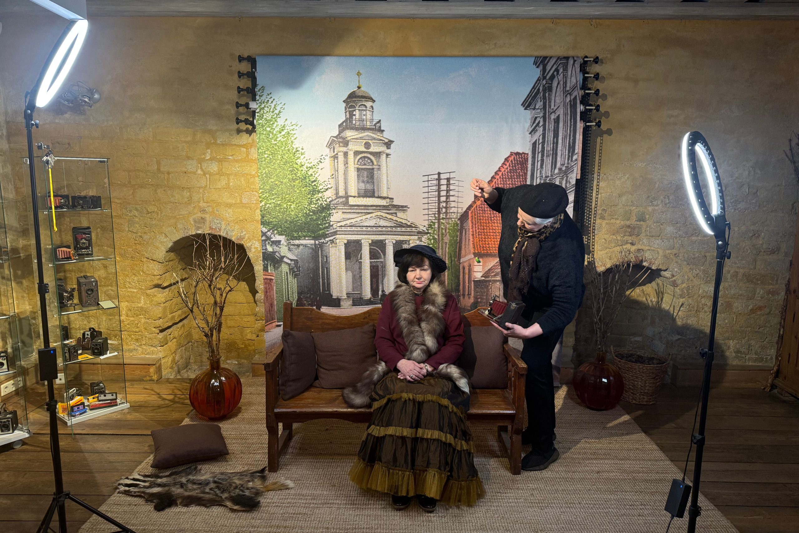 Vēstures otrdiena – Kad izlidos putniņš? Fotogrāfijai – 200